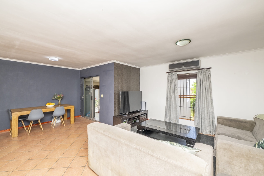 3 Bedroom Property for Sale in Parklands Western Cape